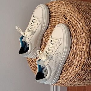 P448 Womens Soho White Leather Fashion/Casual/Athleisure Low Sneakers EU40/US9.5